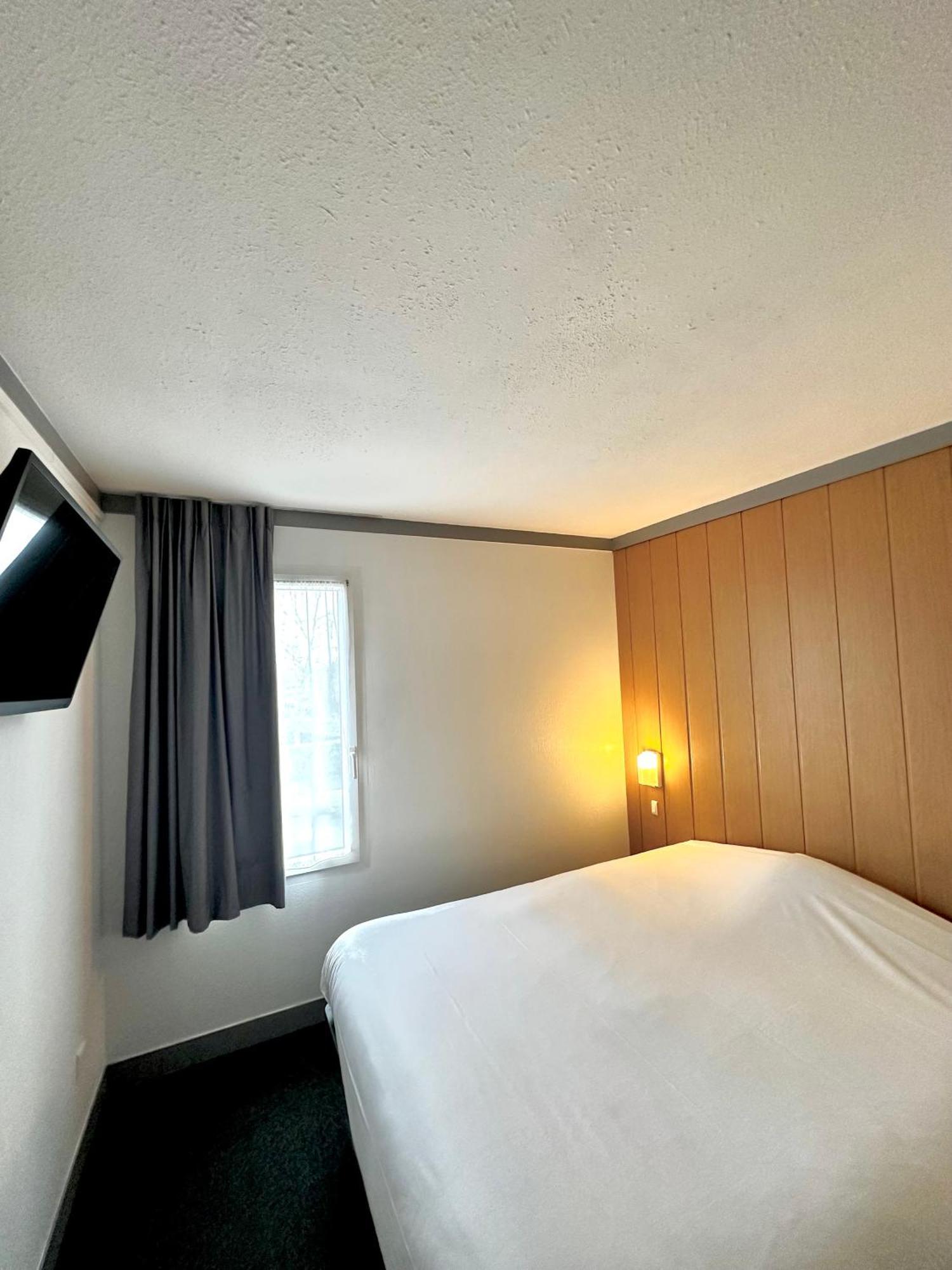 Fasthotel Laval Exterior foto